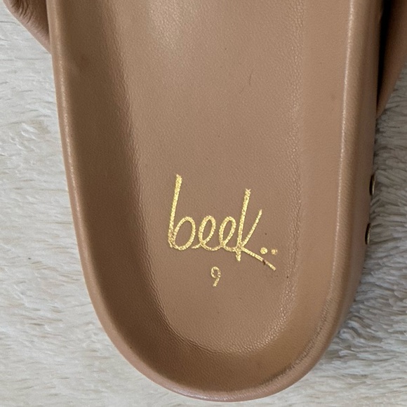 Beek Rhea Slides - Picture 4 of 9